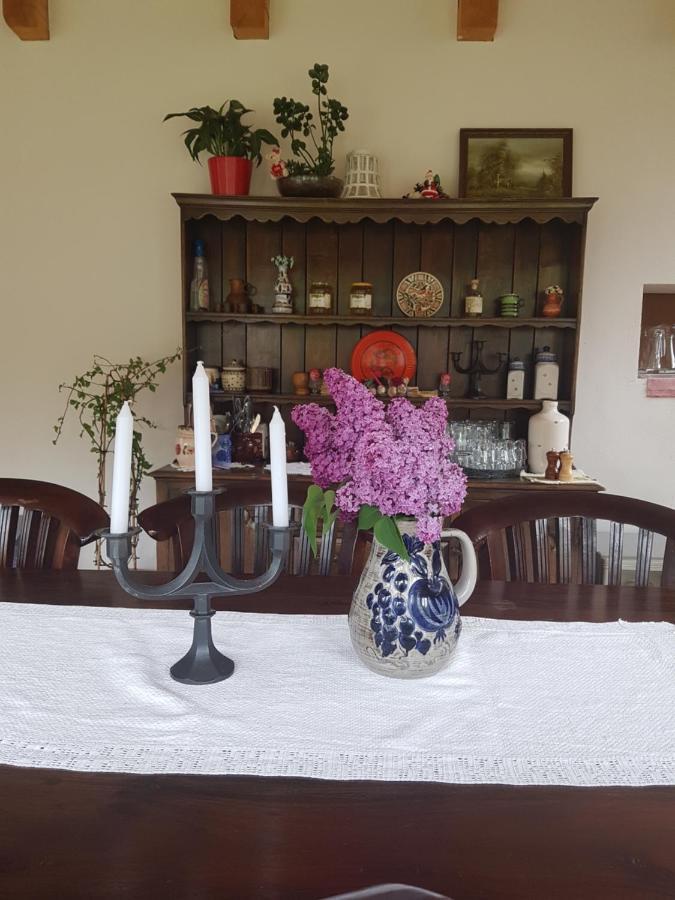 Sura Lu' Vasile. Acomodação com café da manhã Crivina  Exterior foto